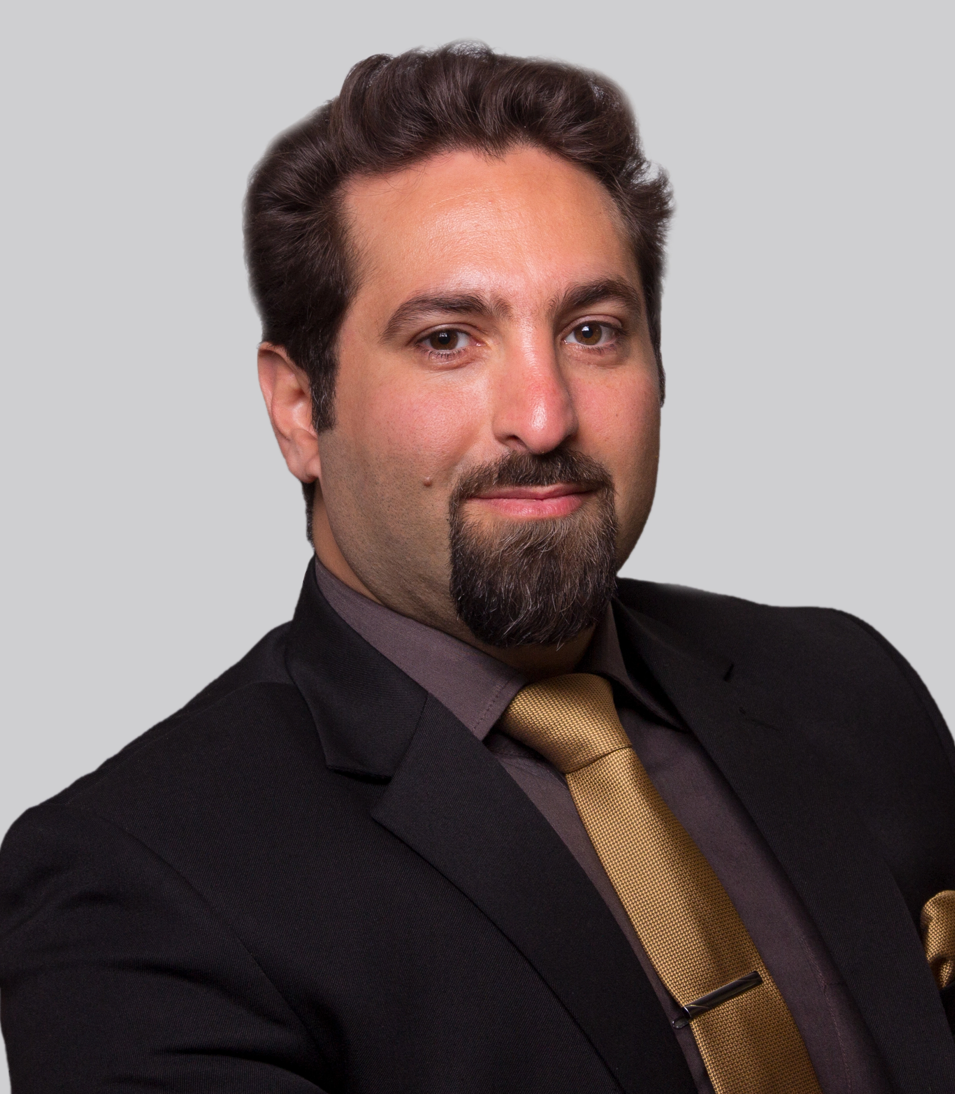 فرهاد دادگر